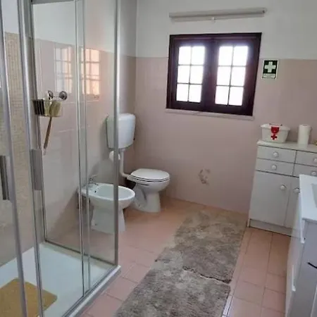 Vivenda Alju Casa de Férias Ourém