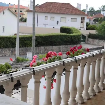 Vivenda Alju Casa de Férias Ourém